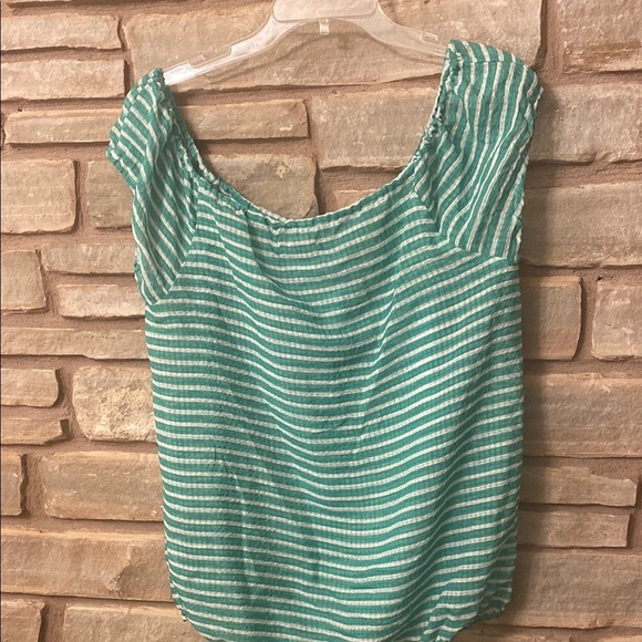 Gap Striped Green Women's Top Size M - Picture 5 of 8
